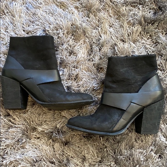 aldo chunky heel booties